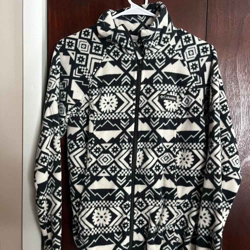Columbia Black and White Patterned Fleece Jacket